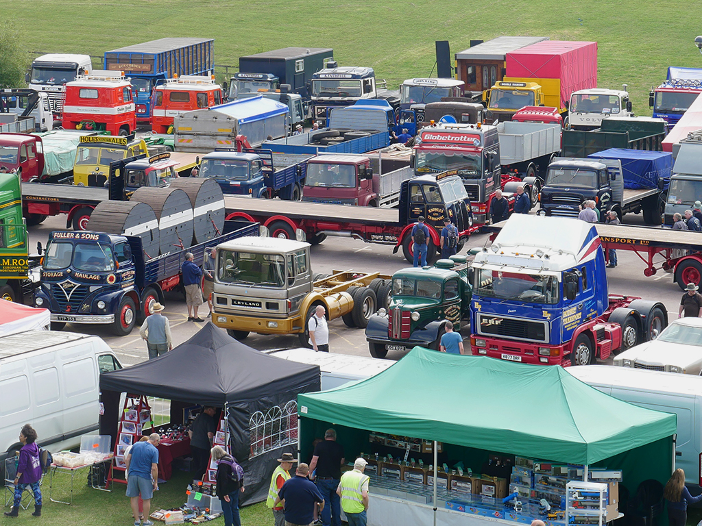 Classic & Vintage Commercial Show British Motor Museum 2024, Gaydon