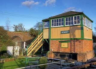 Romsey_Signal_Box_72_-_20112015_A4.jpg