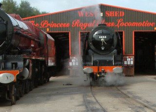 West_Shed_2004_with_locos_-_cropped_v3.jpg