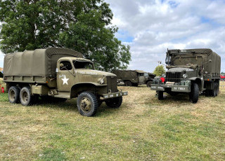 rempstone-army-trucks.jpg