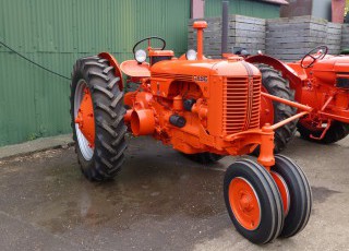 static_tractor_(31).jpg