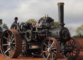 steam_ploughing_engine1.jpg