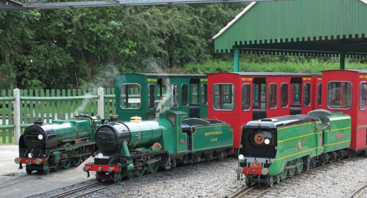 Christmas Evening Lights Trains