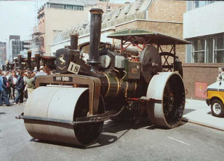 a-newnham-legacy-east-ham-steam-roller.jpg