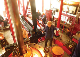 a-rare-event-middleton-top-engine.jpg