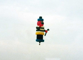 bassett-hot-air-balloon-gdsf-1999.jpg
