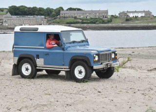 bio-classic-alternative-fuel-land-rover.jpg