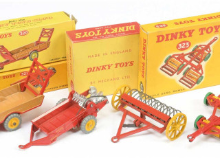 dinky-implements-trailer-manure-spreader-rake-gang-mower.jpg