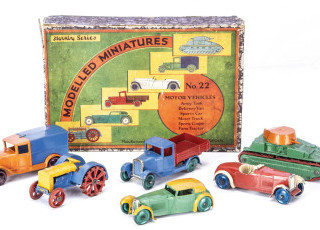 modelling-miniatures-hornby-series-sas-auctions.jpg
