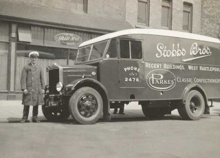 sweet-treat-fleet-leyland-1930s-with-uniformed-driver.jpg